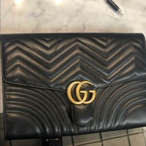 Gucci GG Marmont Clutch
